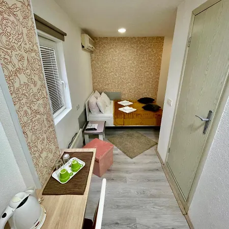Apartments Aleksandra Kragujevac Exteriör bild
