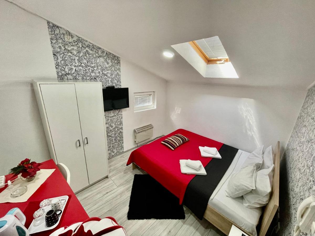 Aleksandra U Centru Grada Kragujevac