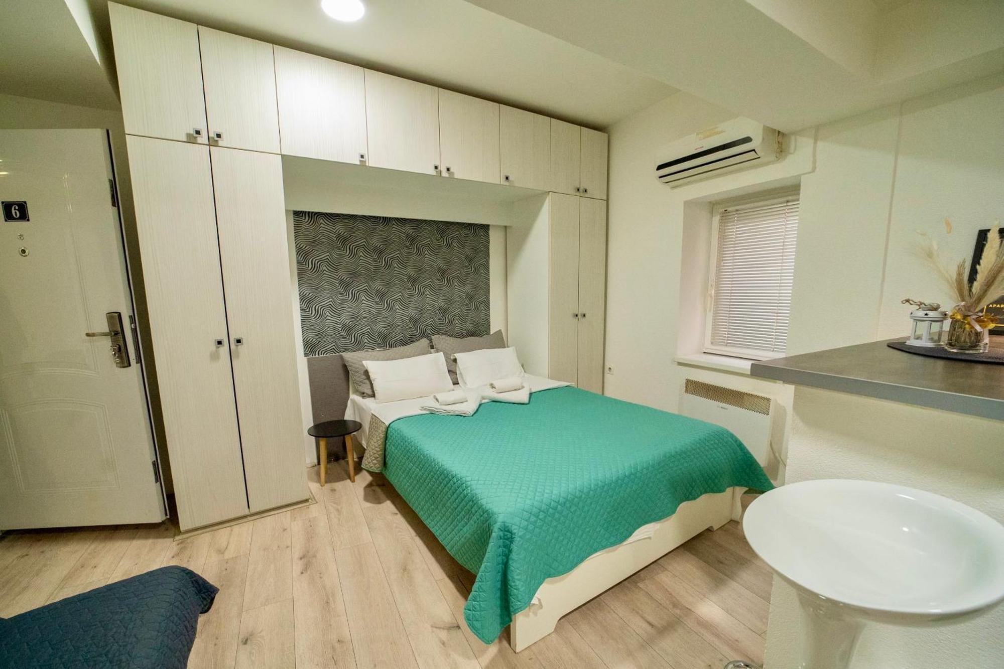 Apartment Aleksandra U Centru Grada