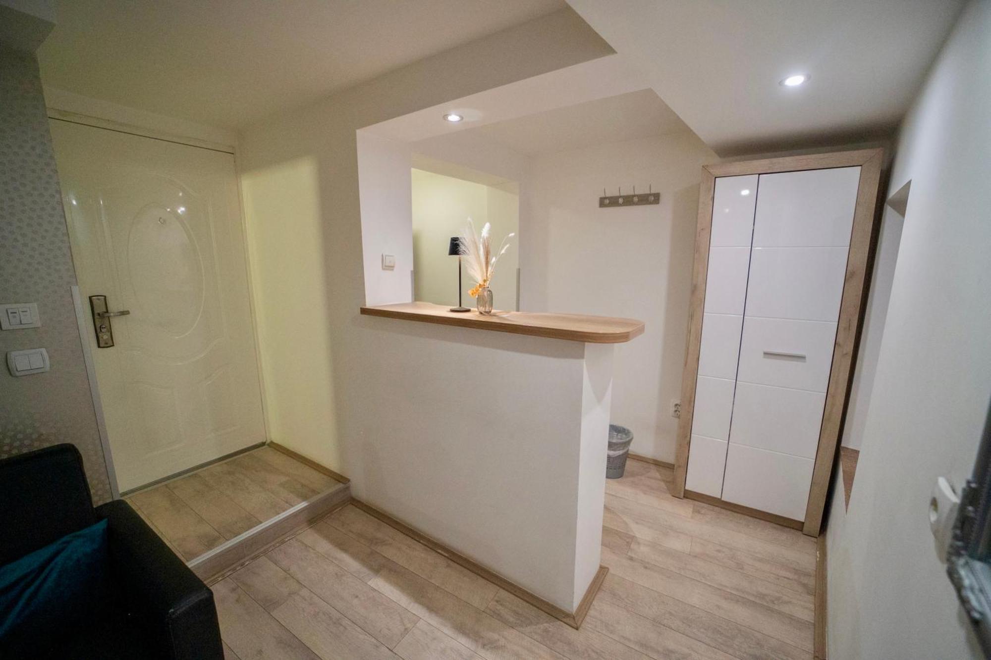 Apartment Aleksandra U Centru Grada Kragujevac